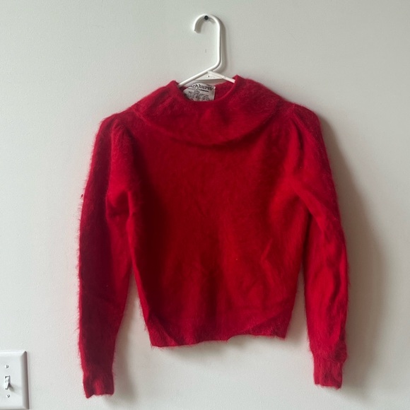 Red Rabbit Sweater - Picture 1 of 1